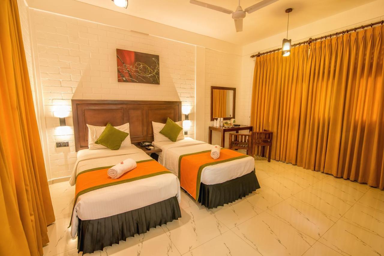 Mahanuge Hotel Polonnaruwa Exterior photo